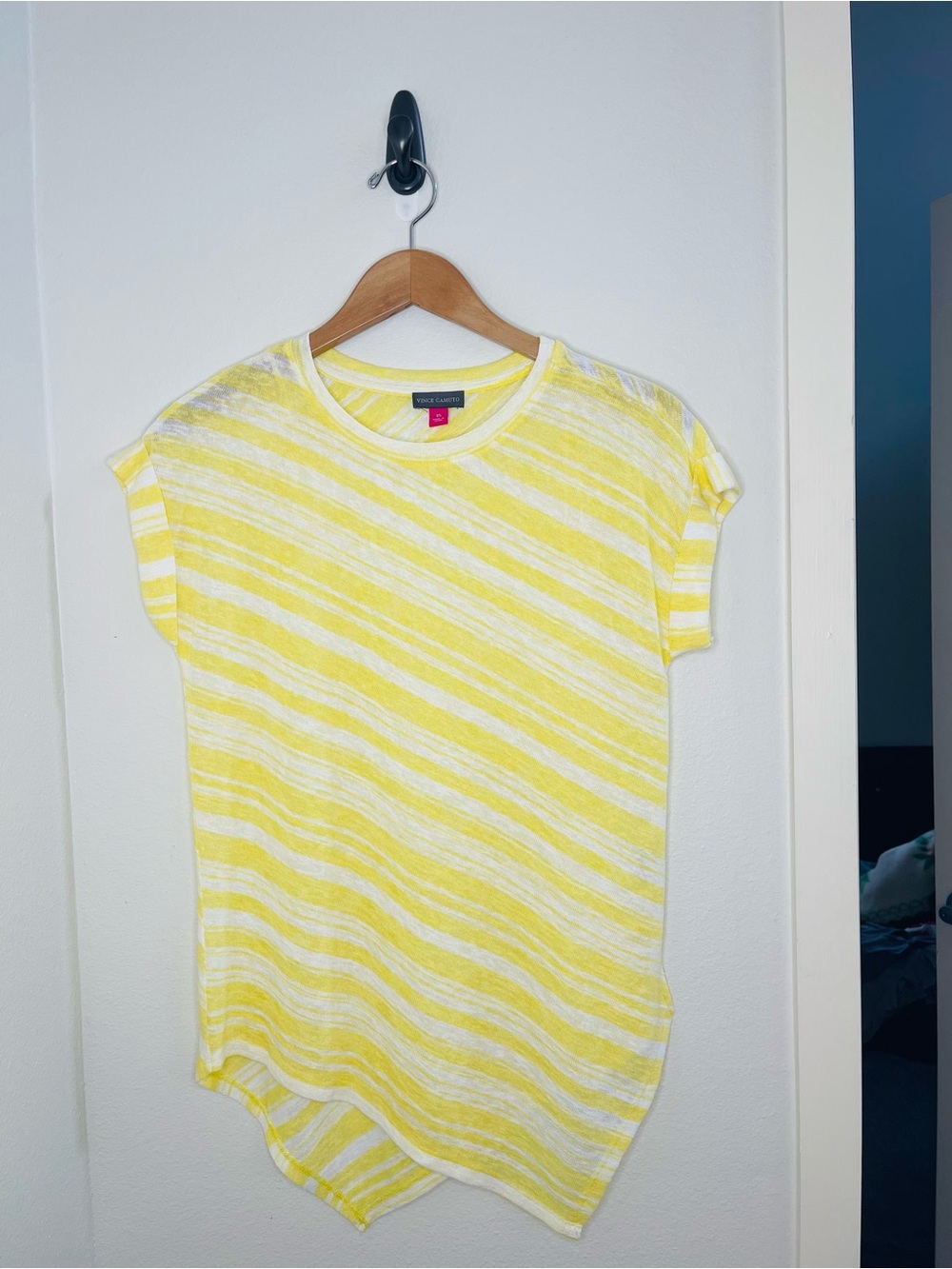 Vince Camuto Yellow and White Knit Top Size XS